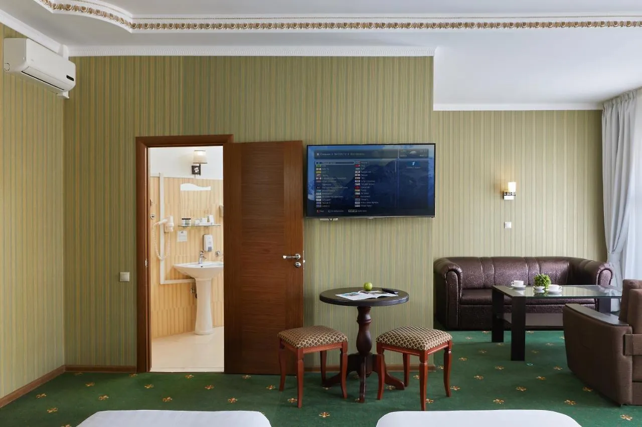 Mirros Hotel Moscow Kremlin