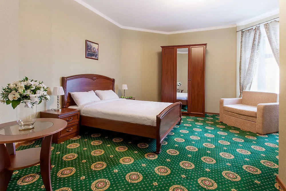 Mirros Hotel Moscow Kremlin